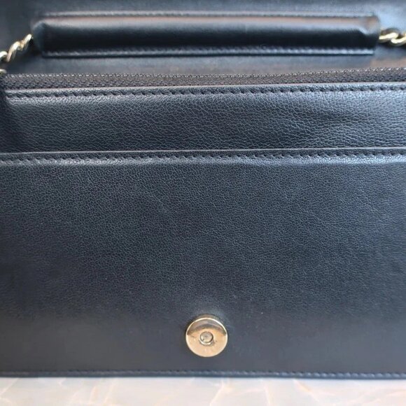 Authentic CHANEL V- Stitch wallet on chain WOC Lambskin black crossbody - Picture 11 of 15